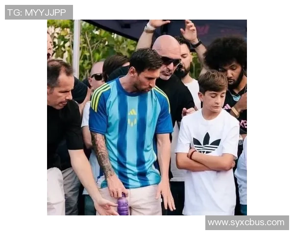 与足球明星同框合影的明星是谁 了解背后的故事和趣闻